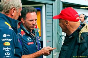 Red Bull Racing перейдёт на моторы Mercedes?