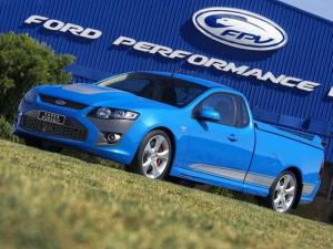 Интригующий логотип Ford появился в сети