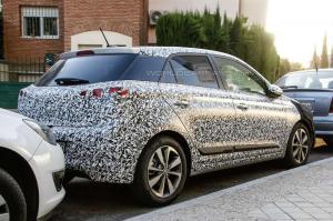 Шпионские снимки Hyundai i20 Turbo 2016 года 