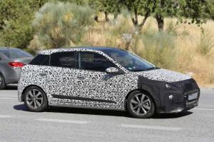 Шпионские снимки Hyundai i20 Turbo 2016 года 