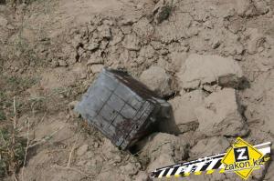В Алматы по ул. Акын Сара водитель Toyota снес фонарный столб 