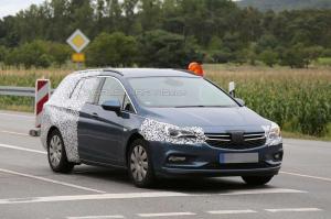 Шпионские снимки Opel Astra Sports Tourer 2016 года 
