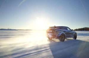 Экстремальное тестирование Jaguar F-Pace 2016 года 