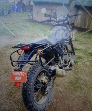 Шпионские снимки Royal Enfield Himalayan 2016 года 