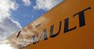 В Renault признали вину в сходе Феттеля