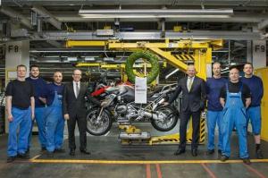 BMW выпустили полумиллионного «гуся»