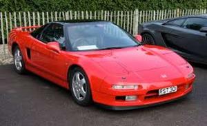 Появились первые изображения суперкара Honda NSX