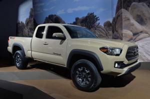 Toyota Tacoma презентовала внешний вид передней части