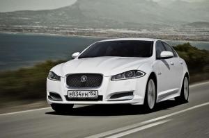 В Jaguar завершаются тесты XF нового поколения