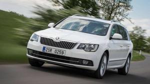 Skoda презентовала кормовую часть Superb