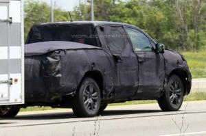 Шпионские снимки Honda Ridgeline 2016 года 