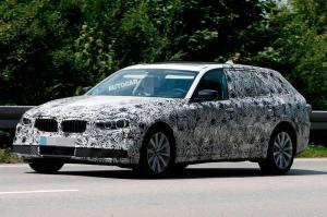 Новый универсал BMW 5-Series Touring впервые замечен на тестах