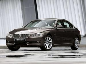 Концерн BMW стал первым по продажам премиальной марки