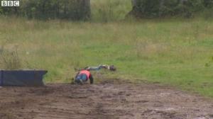 Гай Мартин улетел в хайсайд в гонке Dundrod 150 
