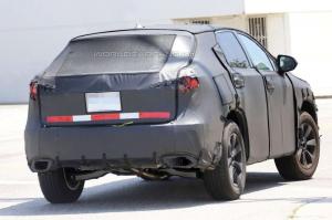 Шпионские снимки семиместного Lexus 