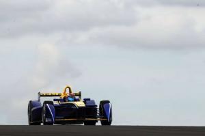 В Renault остались довольны силовой установкой на тестах в Донингтоне