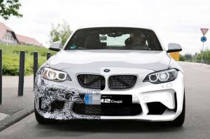 Премьера BMW M2 нового поколения переносится на октябрь 2015 года