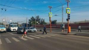 В Красноярске установили первый светофор, работающий от энергии солнца и ветра