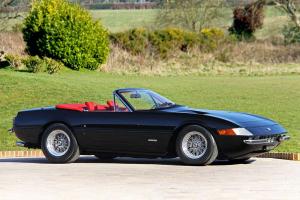 1971 Ferrari 365 GTS/4 Daytona Spider Ј2,300,000- Ј2,600,000) 