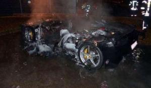 Сын швейцарского миллионера сжег Ferrari 458 Italia для получения страховки 