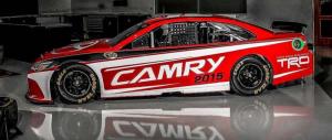 Обновленный седан Toyota Camry стал гоночным