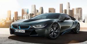 Гибридный суперкар BMW i8 поступил в продажу в ОАЭ