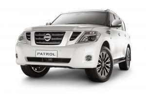 Мишелю Платини доставили Patrol из Баку