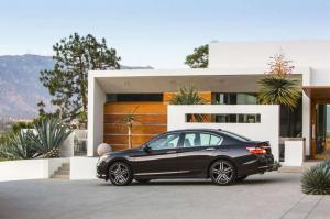 2016 Honda Accord Touring US) 