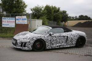 Шпионские снимки Audi R8 Spyder 2017 года 