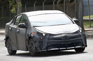 Шпионские снимки Toyota Prius 2016 года 