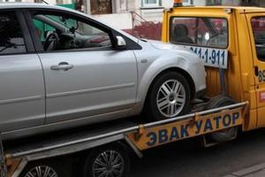 В Приамурье с начала года эвакуировали на штрафстоянки около 3000 автомобилей