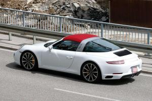 Шпионские снимки Porsche 911 2016 года 