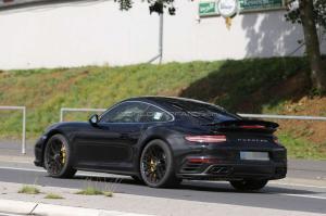 Шпионские снимки Porsche 911 2016 года 