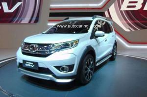 Компания Honda знакомит с новым семиместным кроссовером BR-V