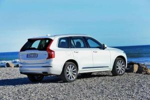 2015 Volvo XC90 T8 