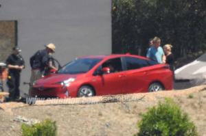 Toyota Prius следующего поколения сфотографировали без камуфляжа