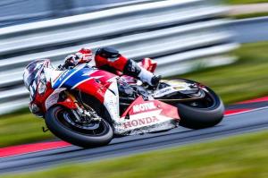 Команда GMT94 Yamaha выиграла 8-часовую гонку Ошерслебен 
