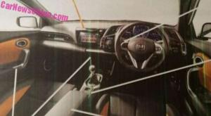 В Сети появились фото рестайлинговой Honda CR-Z 