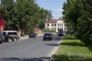 В Хабаровске открыли движение по отремонтированной улице Оборонной