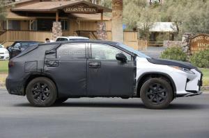 Продажи семиместного кроссовера Lexus RX начнутся в конце 2016 года 