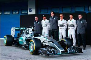Mercedes представит машину 1 февраля