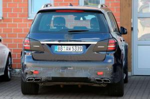 Mercedes-AMG GLS 63 покажут на автосалоне во Франкфурте 