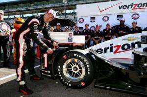 IndyCar: Уилл Пауэр на поуле в Сономе, Алёшин 14-й