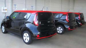 Kia Motors завершает разработку системы беспроводной зарядки для электрокара Soul EV