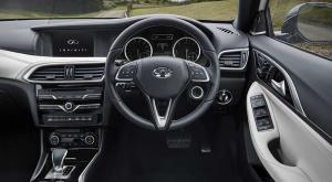 Салон Infiniti Q30 2016 года 