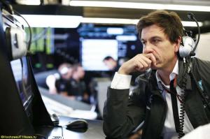 В Mercedes подтвердили переговоры с Manor