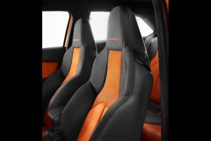 Первые официальный фото Seat Leon Cross Sport 2016 года 