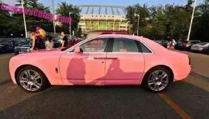 Розовый Rolls-Royce Ghost из Китая 
