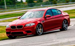 BMW запустила тестирование полноприводного M5