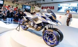 Компания Honda запатентовала трёхколесный мотоцикл с наклоняющейся подвеской